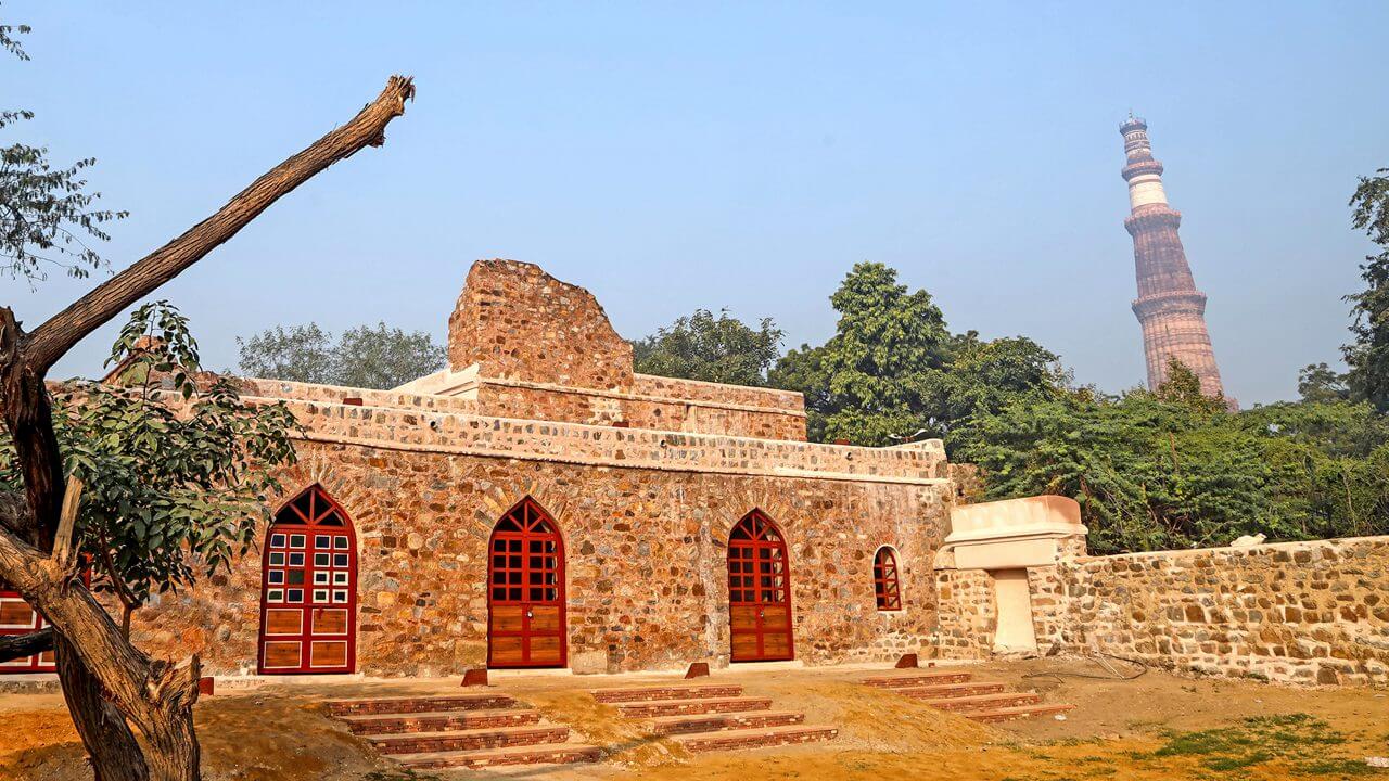 places to visit things to do in saket for friends couples family