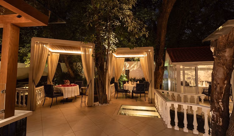 places to celebrate anniversary in delhi