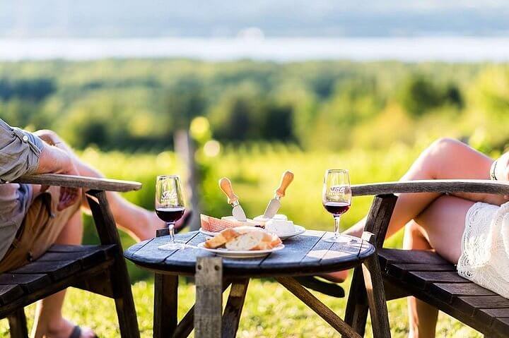 surprise ideas for husband birthday in delhi ncr