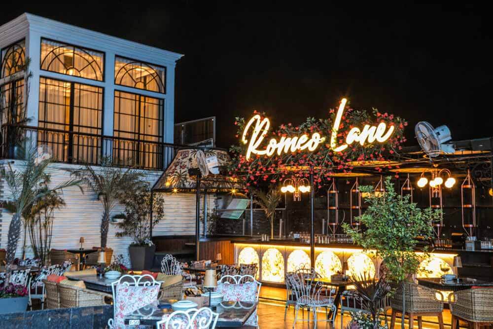 top new year party places in Delhi ncr